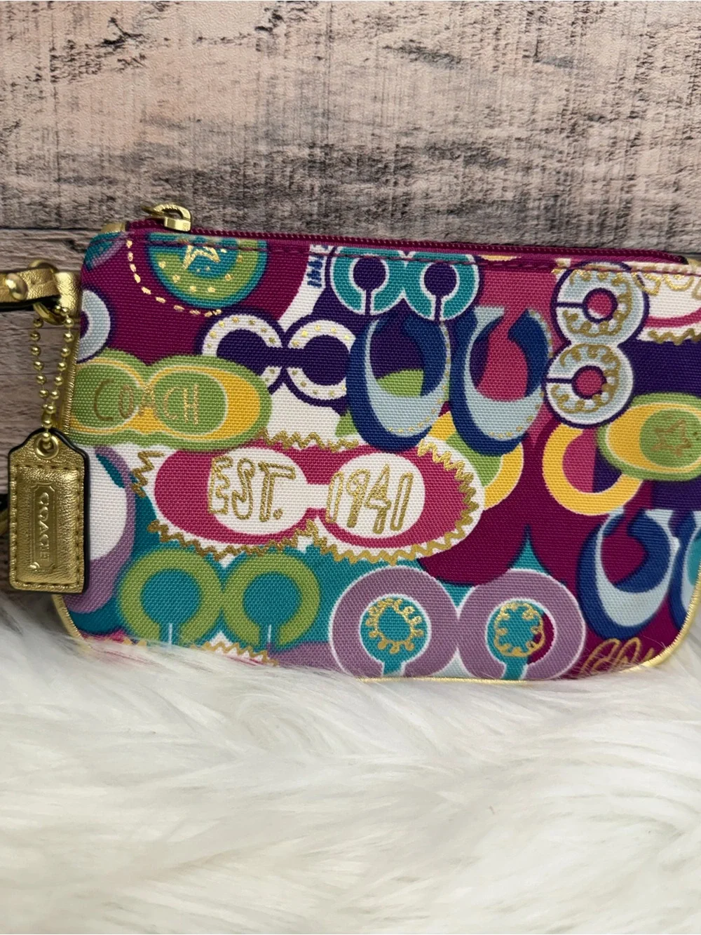 Coach Poppy Graffiti Signature Print Wallet N/A